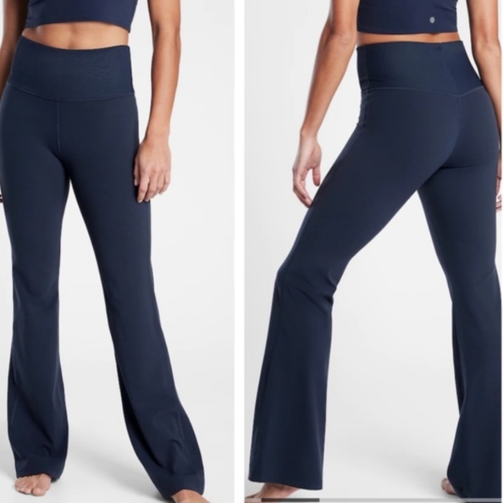 Athleta Studio Flare Pant XS